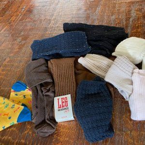 Lot of 10 pairs of WOMEN's SOCKS * NEW & EUC * BLACK Brown WHITE Pink TAN Yellow